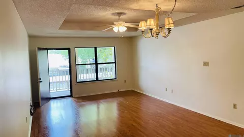 5323 Blair Ln # K-206, Baton Rouge, LA 70809