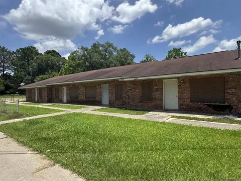 1000 M C Moore Rd, Hammond, LA 70404