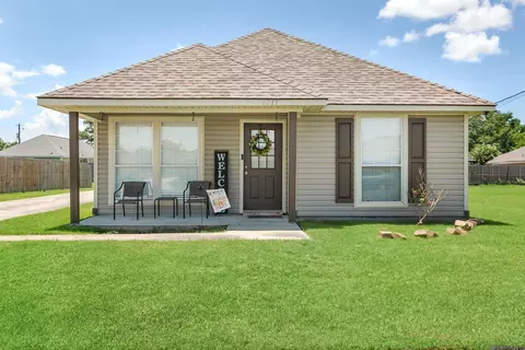 1211 S Lexington, Gonzales, LA 70737
