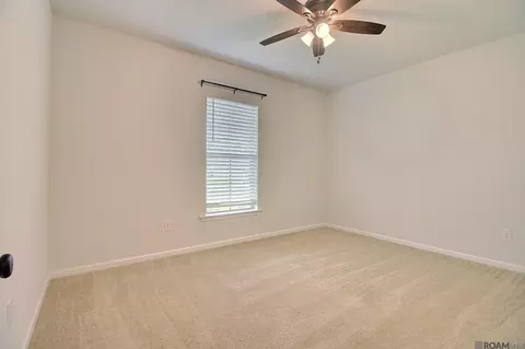 Bedroom - 74353 Turf Dr, Covington, LA 70435 photo 2 of 3