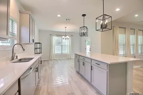Kitchen - 74353 Turf Dr, Covington, LA 70435 photo 6 of 6