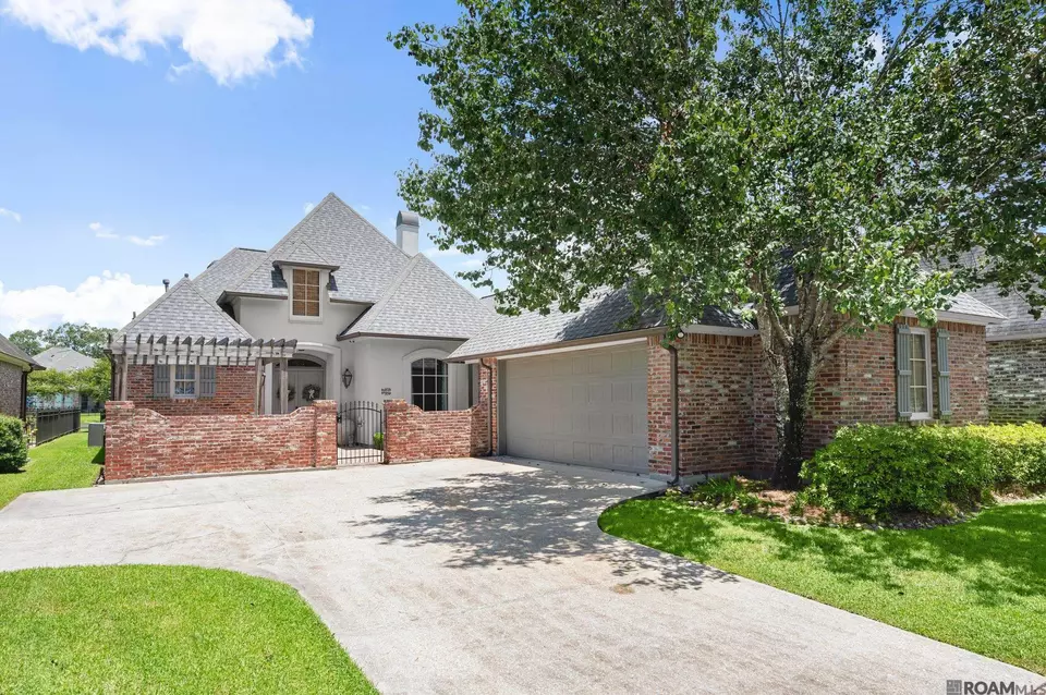 Exterior - 19537 S Harrells Ferry Rd, Baton Rouge, LA 70816 photo 2 of 7