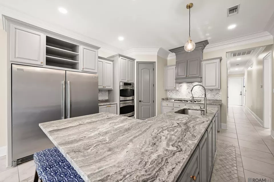 Kitchen - 19537 S Harrells Ferry Rd, Baton Rouge, LA 70816 photo 2 of 4