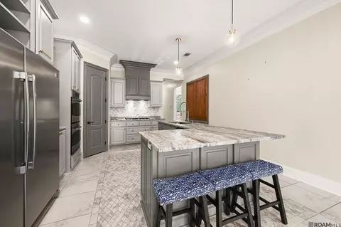 Kitchen - 19537 S Harrells Ferry Rd, Baton Rouge, LA 70816 photo 1 of 4