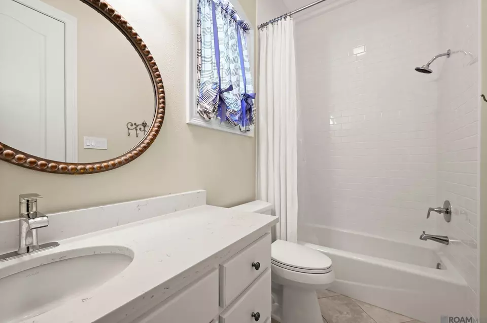 Bath - 19537 S Harrells Ferry Rd, Baton Rouge, LA 70816 photo 1 of 8