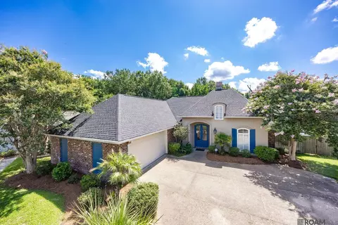 10562 Oakridge Park, Baton Rouge, LA 70809
