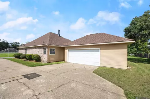 Other - 4601 Fourchon Dr, Baker, LA 70714 photo 2 of 9