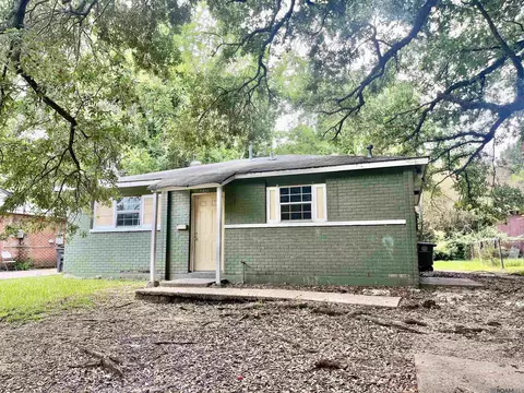 5851 Denova St, Baton Rouge, LA 70812