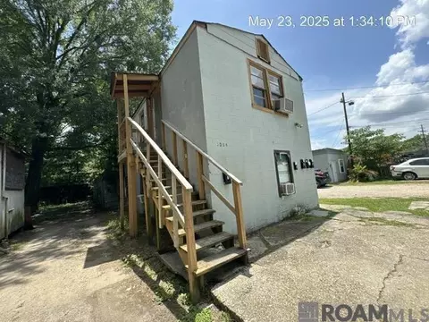 3006-3004 Calumet St, Baton Rouge, LA 70806