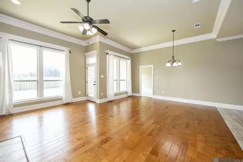 Living - 6713 Chanango Dr, Addis, LA 70710 photo 4 of 6