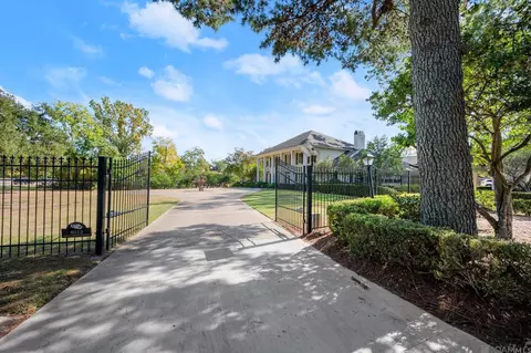 8012 Old Hammond Hwy, Baton Rouge, LA 70809