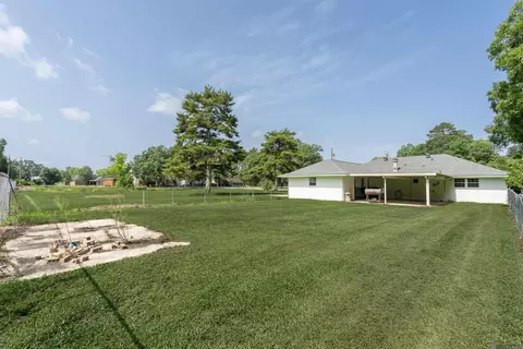 Exterior - 32350 Sasser Ln, Walker, LA 70785 photo 7 of 10