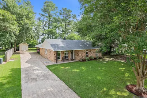 9119 Shadow Bluff Ave, Denham Springs, LA 70726