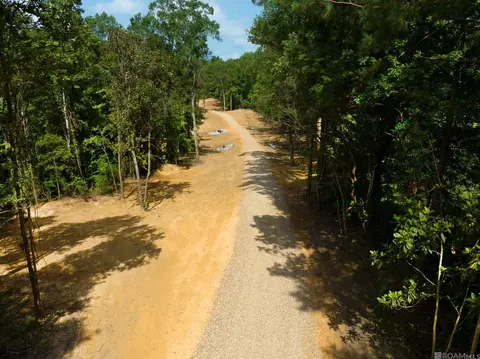 R-1 Stirling Rd, Saint Francisville, LA 70775
