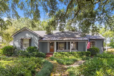 3808 Hyacinth Ave, Baton Rouge, LA 70808