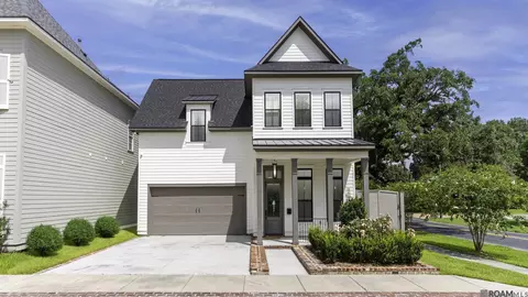 102 Burrow Rd, Baton Rouge, LA 70808