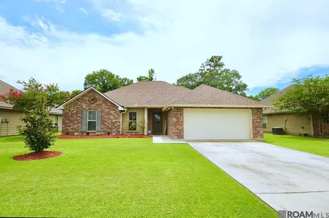 15040 Cross Creek Blvd, Walker, LA 70785