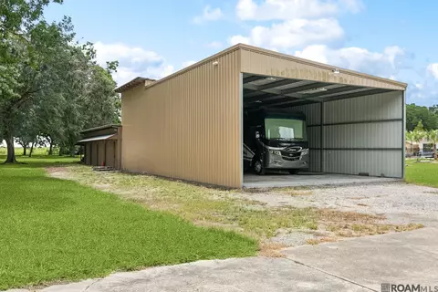 22360 Talbot Dr, Plaquemine, LA 70764