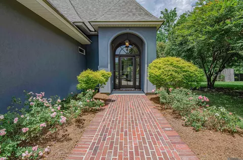 3302 Millbrook Dr, Baton Rouge, LA 70816
