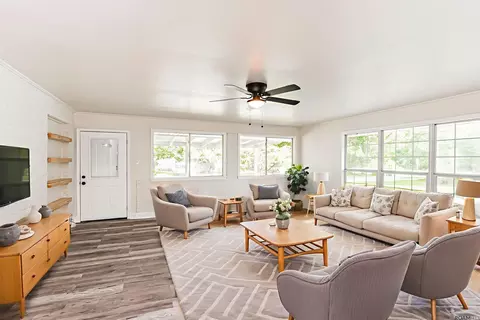 Living - 7788 Dyer Rd, Baker, LA 70714 photo 1 of 2