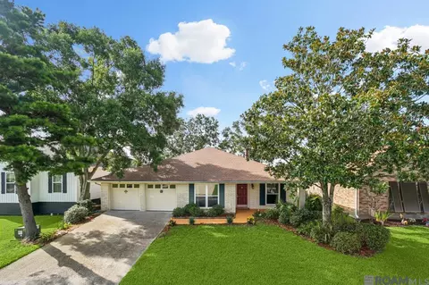 215 Blackfin Cv, Slidell, LA 70458