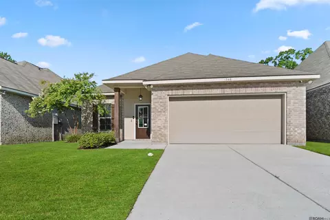 1346 Hickory Creek Dr, Baton Rouge, LA 70816
