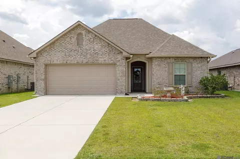 23465 Mango Dr, Denham Springs, LA 70726