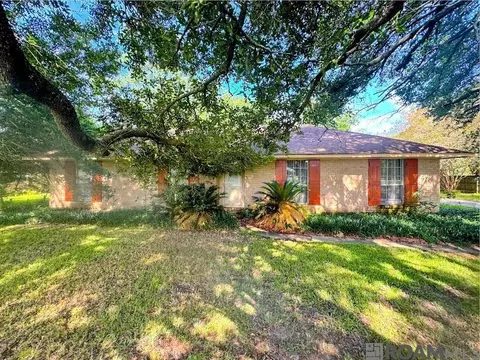 16323 La Hwy 929, Prairieville, LA 70769