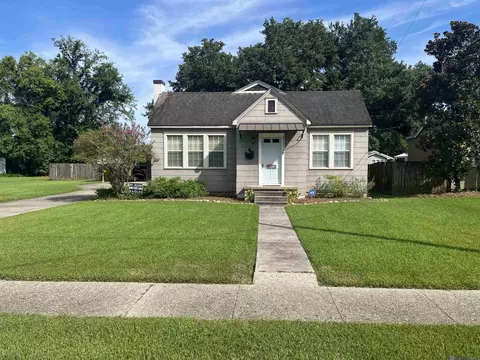 58345 Elm St, Plaquemine, LA 70764