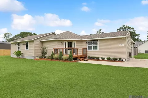 9103 Springfield Rd, Denham Springs, LA 70706