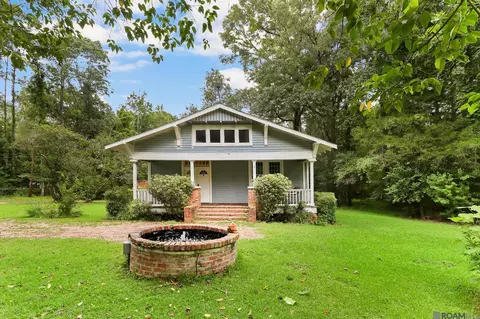 11089 Dewberry Ln, Saint Francisville, LA 70775