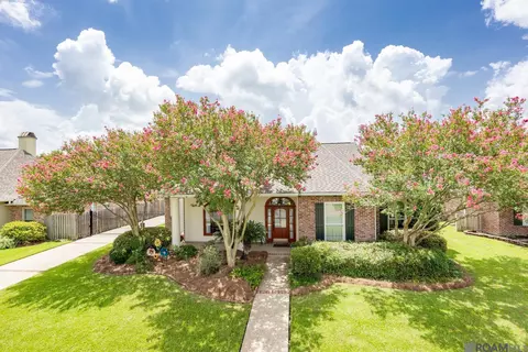 18112 Bel Meadow Ave, Baton Rouge, LA 70810