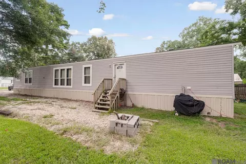 8214 Thistle St, Denham Springs, LA 70726