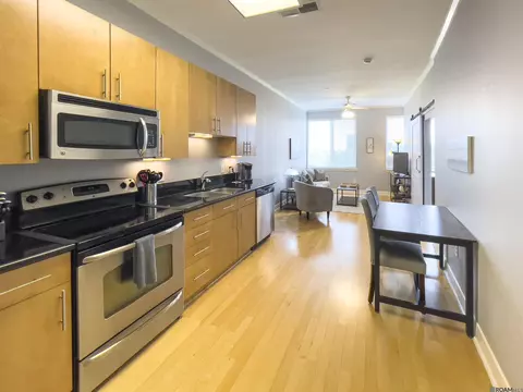 7707 Bluebonnet Blvd # 324, Baton Rouge, LA 70810