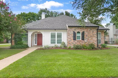 10648 Classique Dr, Baton Rouge, LA 70815