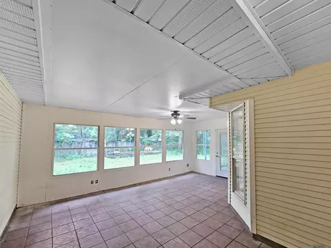 Exterior - 20102 Garland St, Covington, LA 70435 photo 1 of 2