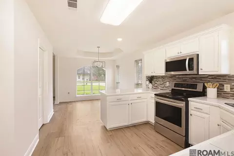 Kitchen - 13535 Prairie, Walker, LA 70785 photo 1 of 2