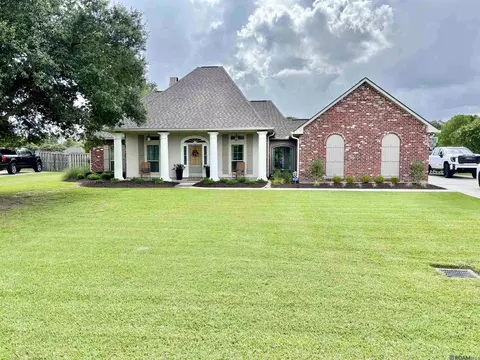 36395 Page Dr, Denham Springs, LA 70706