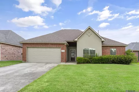 26426 Avoyelles Ave, Denham Springs, LA 70726