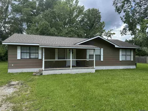 29741 S Cedar, Livingston, LA 70754