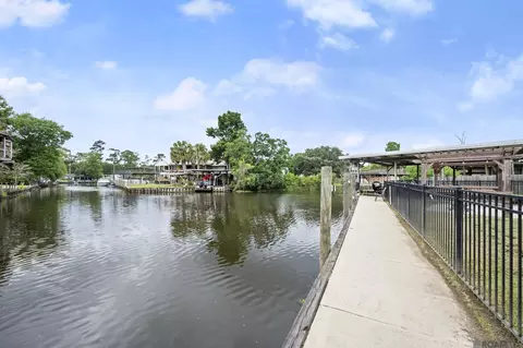 20643 Buns Ln, Springfield, LA 70462 photo 5