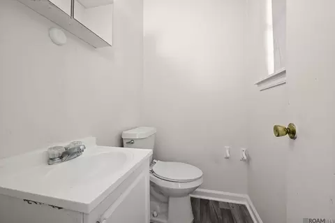 Bath - 208 Sherron Ave, Baker, LA 70714 photo 2 of 2
