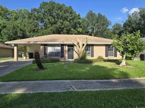 2128 Vickers Dr, Baton Rouge, LA 70815