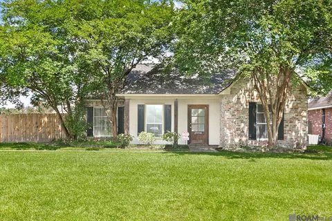 25938 Jefferson Ave, Denham Springs, LA 70726