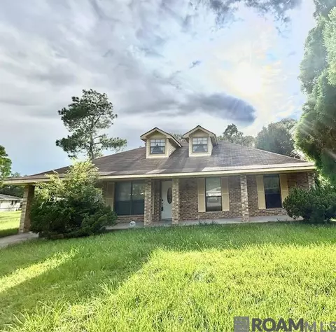 6777 Oak Park Dr, Baton Rouge, LA 70812
