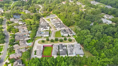 457 Casa Colina Ct, Baton Rouge, LA 70810