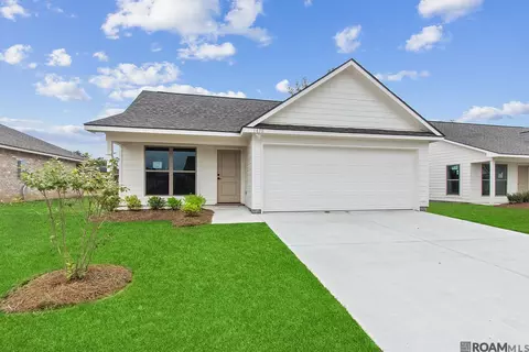 1308 W Amber St, Gonzales, LA 70737