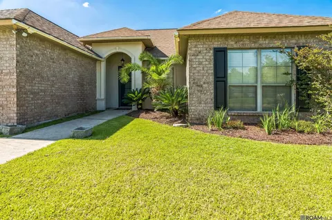 38671 Red Bud Ln, Denham Springs, LA 70706