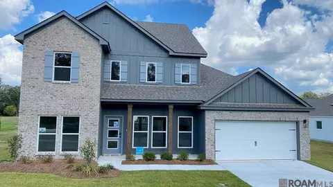 12813 Legacy Oaks Ave, Baton Rouge, LA 70818