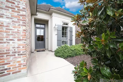 2934 Cresthaven Ave, Baton Rouge, LA 70810